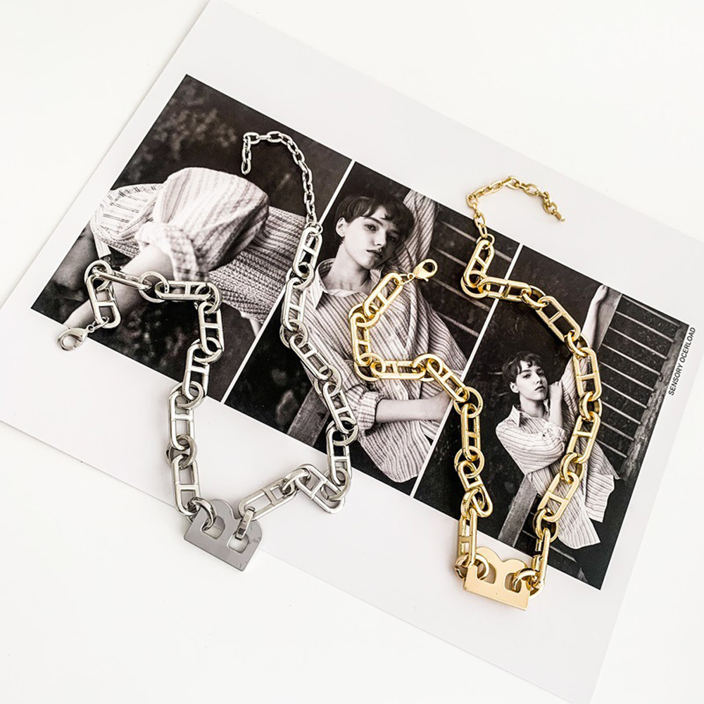 Vòng cổ choker mặt chữ B thời trang cá tính dành cho nữ