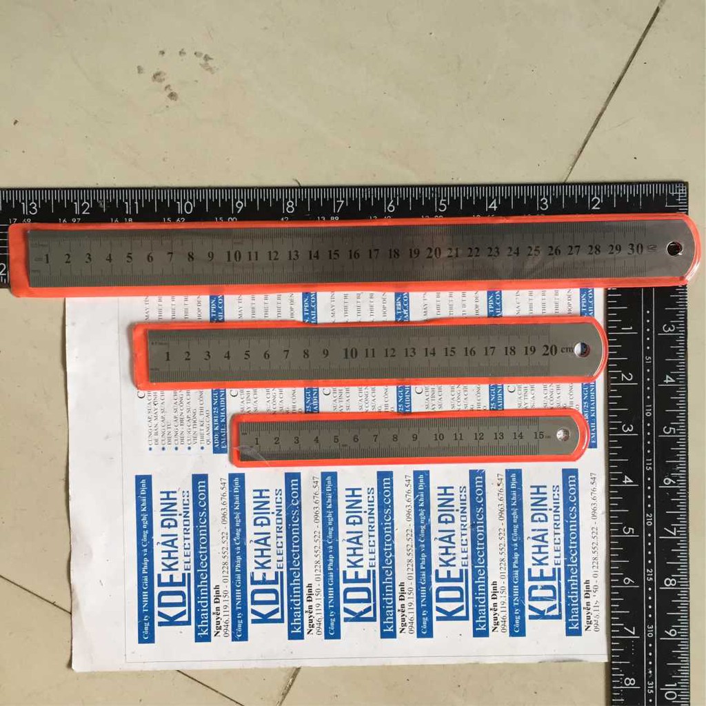 THƯỚC THẲNG THÉP DÀY 0.7mm SỐ KHẮC CHÌM, KHÔNG GỈ 15cm/20cm/30cm kde3517