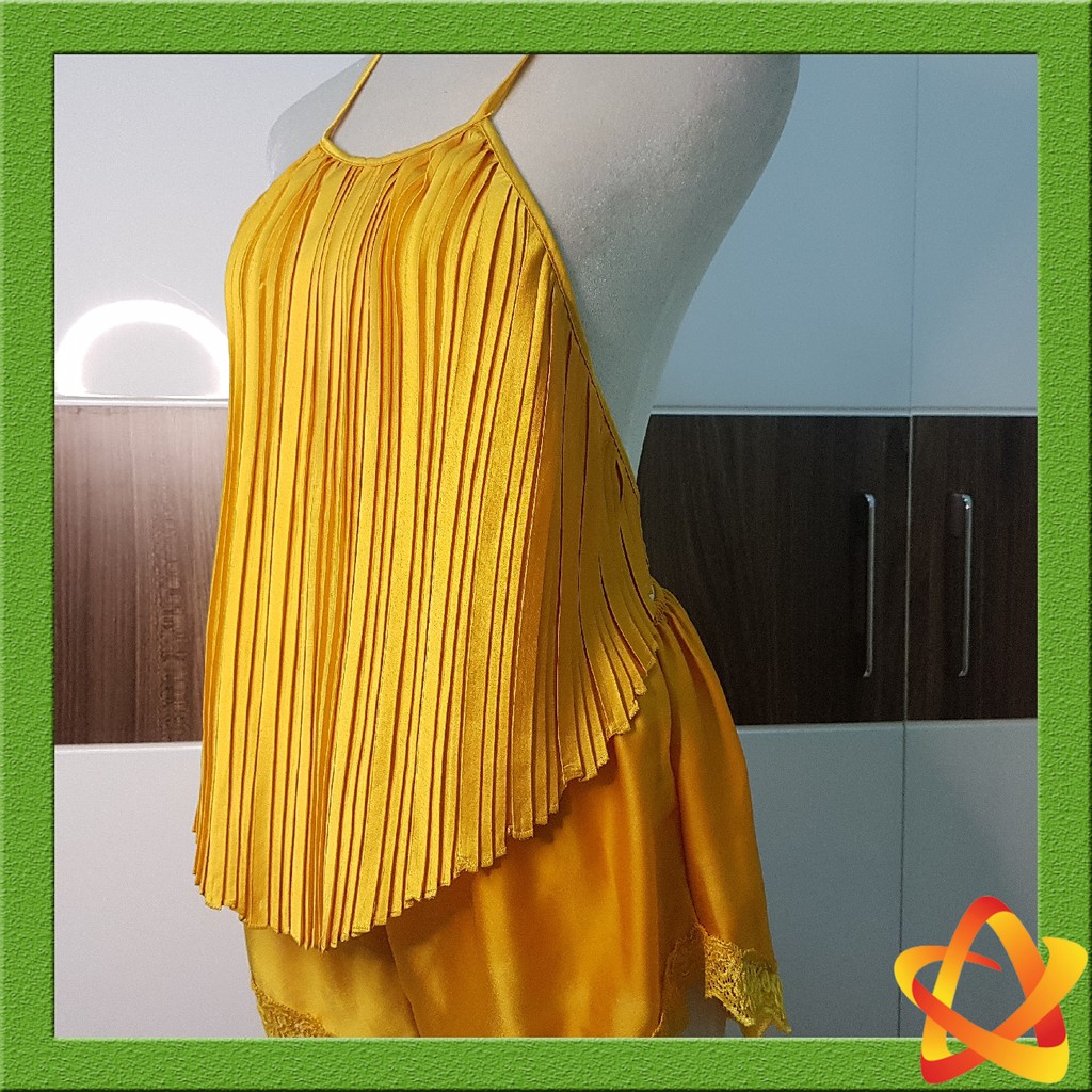 Đồ ngủ sexy gợi cảm cổ yếm hở lưng chất liệu satin Freesize dưới 60kg | BigBuy360 - bigbuy360.vn