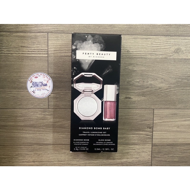 Set mini Highlight kèm Son bóng FENTY BEAUTY Diamond Bomb Baby full set