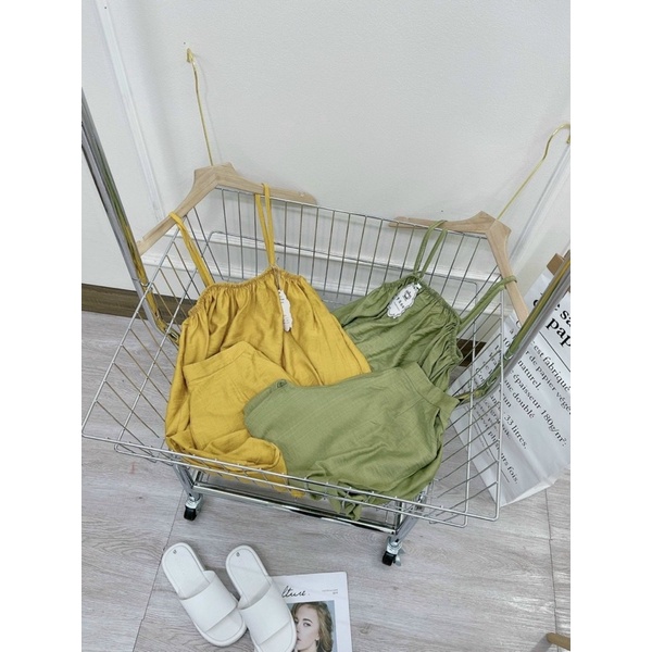 Set đũi áo cổ yếm suông + quần suông / Xanh bơ, vàng