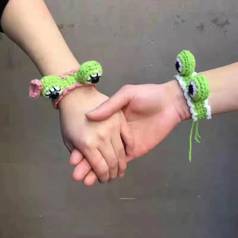 Vòng Đeo Tay Đan Len Thủ Công Họa Tiết Tai Thỏ Hoạt Hình Đáng Yêu