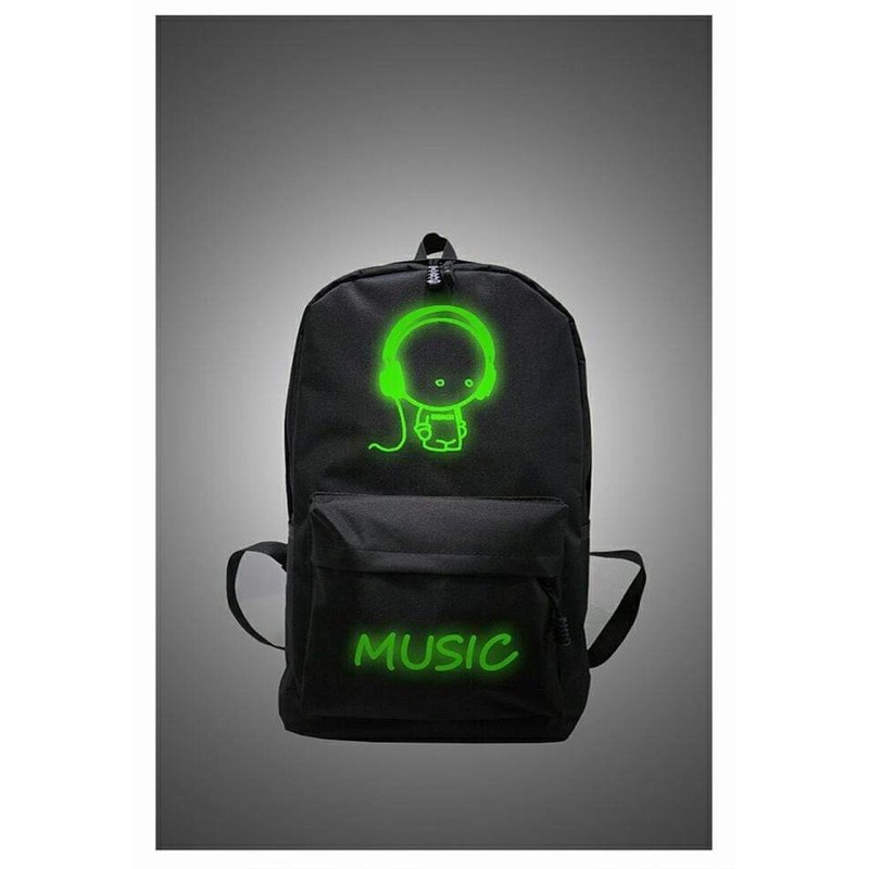 Balo học sinh nam nữ dạ quang phát sáng trong đêm