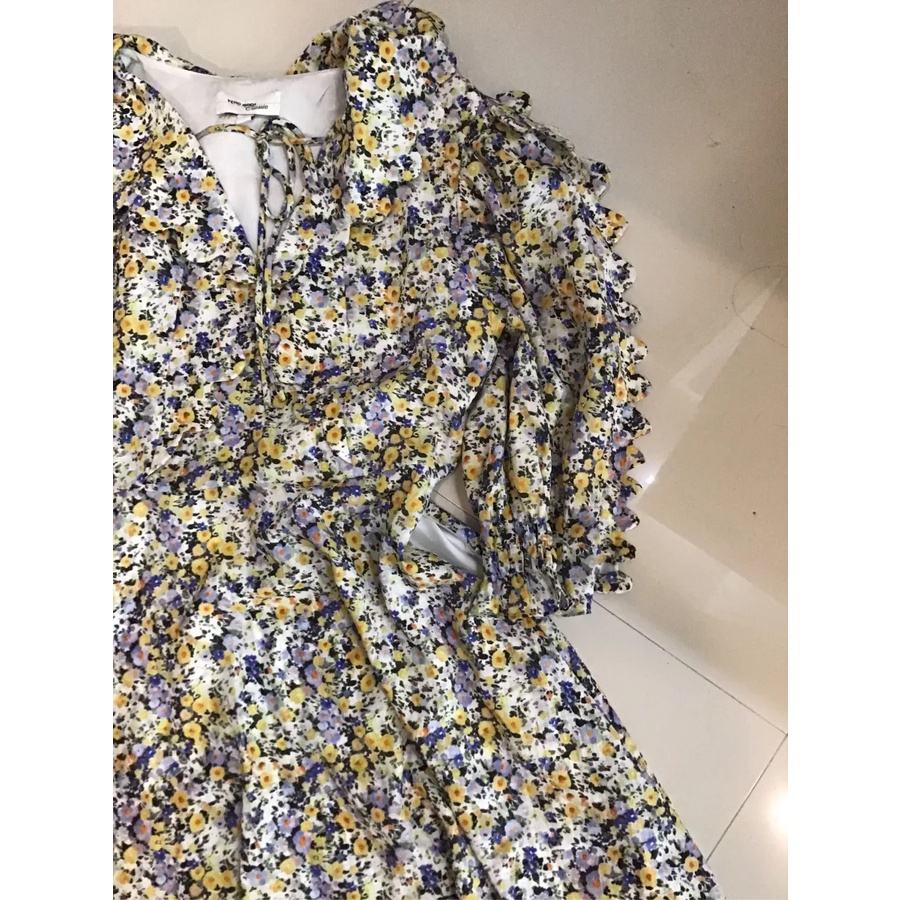 Vero Moda Đầm Nữ Dáng Chữ A Xếp Nếp IN Hoa Tay 3/4 Cổ Chữ V 32127C016
