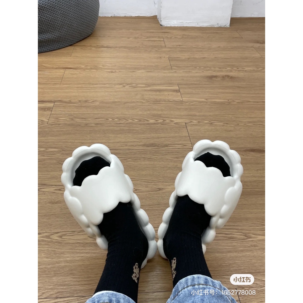 Dép bánh mì đế cao hình đám mây đáng yêu màu trắng