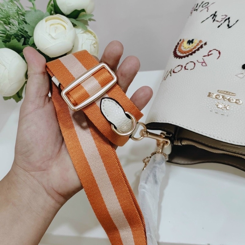 Túi bucket thêu 3D