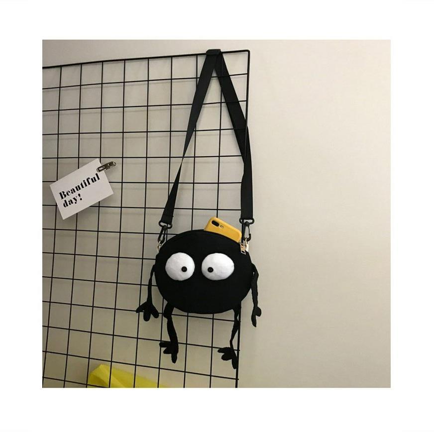 Túi Đeo Vai Vải Canvas Màu Đen Họa Tiết Bùi Nhùi 3 Kiểu Dễ Thương Cho Nữ