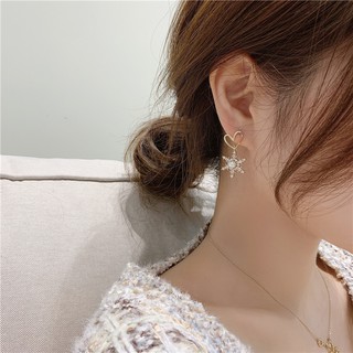 ✨ Susan👑 Hàn Quốc Dongdaemun Cô Gái Trái Tim Thu Đông Bông Tai Bông Tuyết Vàng Phiên Bản Hàn Quốc Kim Cương Giả Dài Giáng Sinh Bông Tai Bông Tuyết Tính Khí Đơn Giản Phù Hợp Với Bông Tai Hoa Ngọc Trai Trang Sức