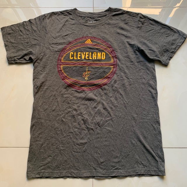 Thun USA 🇺🇸 hiệu Adidas Cleveland Size M chính hãng mới 96%