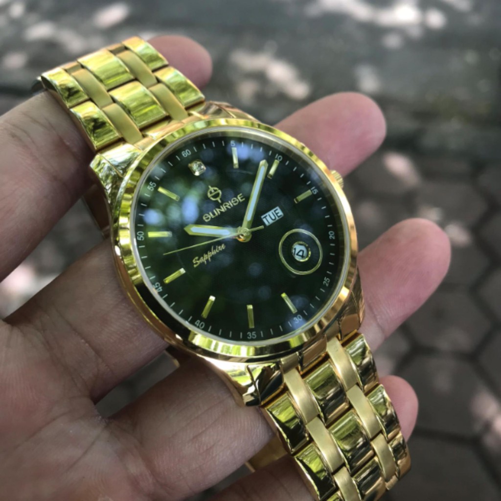 Đồng hồ nam dây kim loại mặt kính sapphire chống xước Sunrise DM782MK trắng