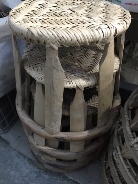 Ghế mây đan thủ công