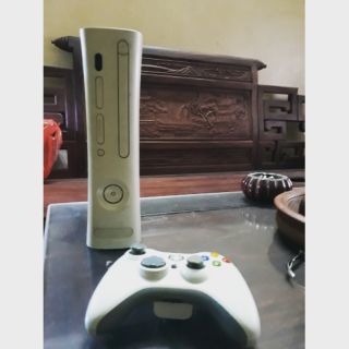 Máy chơi game Xbox 360 đã qua sử dụng