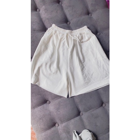 Quần short unisex / Quần đùi ngắn nữ vải trơn (kèm ảnh thật) | BigBuy360 - bigbuy360.vn