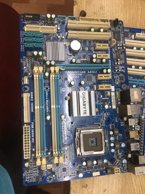 Main GiGabyte GA-EP43T-UD3L chính hãng nguyên zin