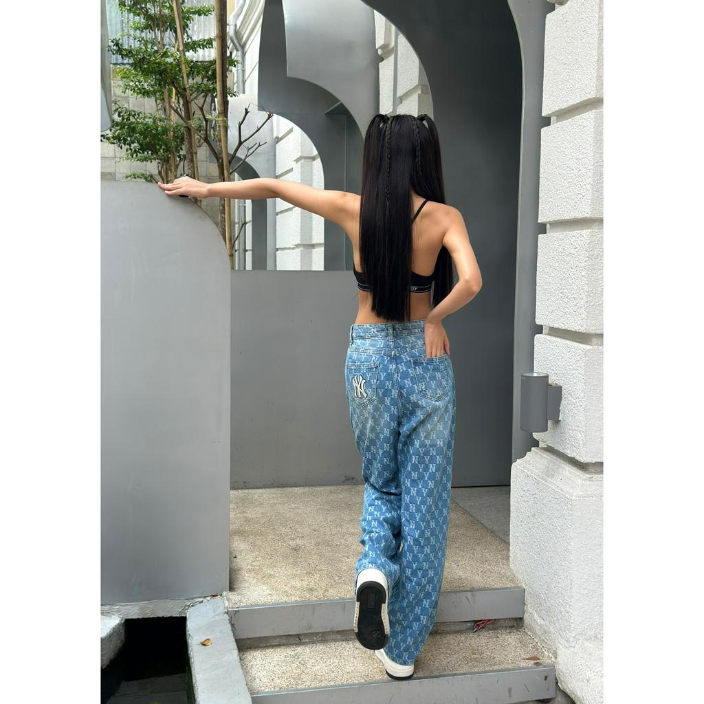 Quần jean unisex ống đứng Uni Monogram Qống rộng phối họa tiết monogram thời trang