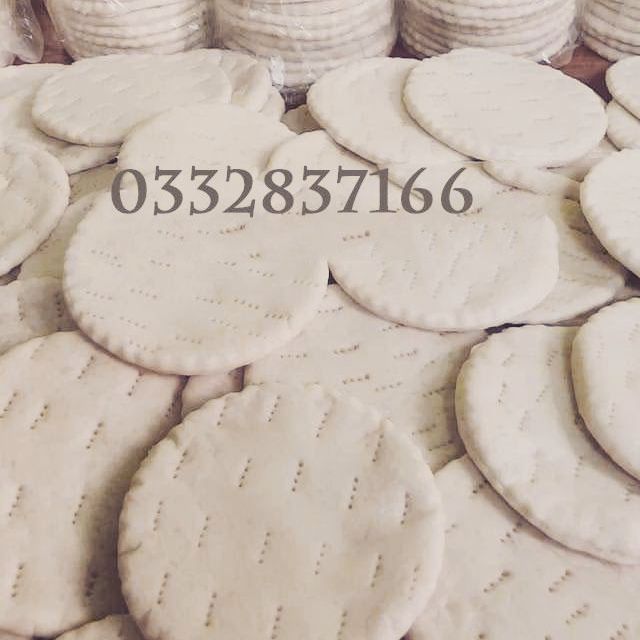 Combo 12 đế 16x6k=72k,12 đế 18x7k=84k, tổng bằng 156k. Chỉ ship Hà Nội.