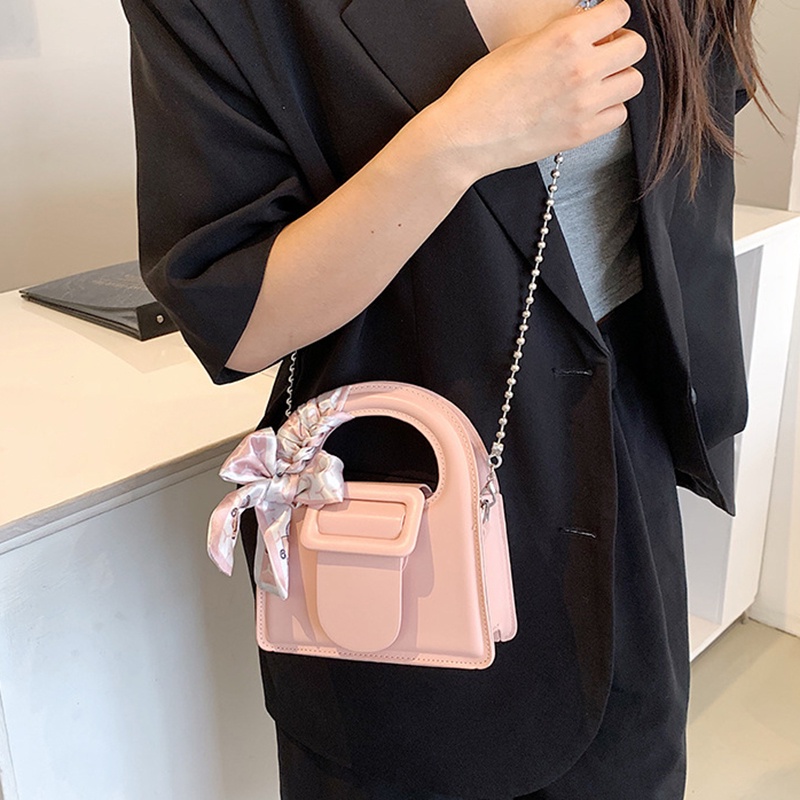 Túi Đeo Chéo Dây Xích Thời Trang Xu Hướng Mới Cho Nữ