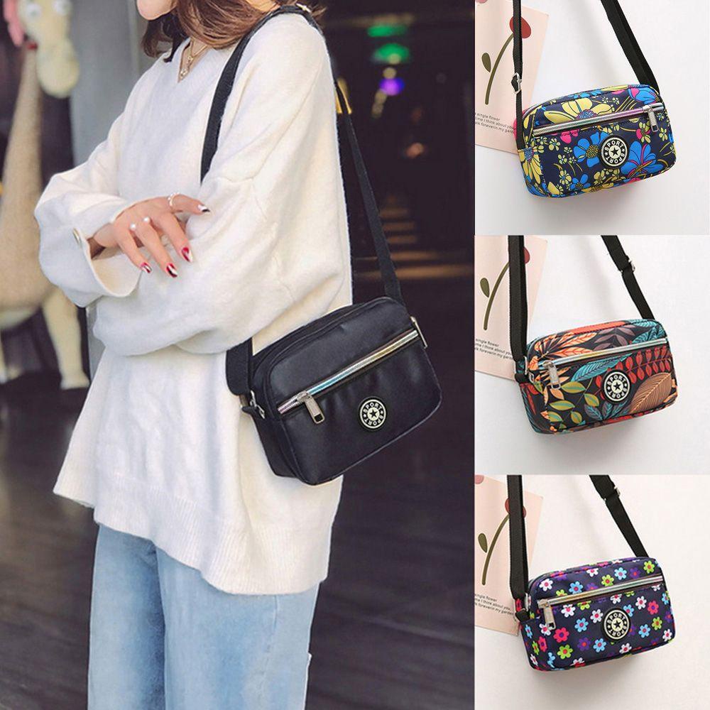 Túi Đeo Vai Bằng Nylon Thời Trang
