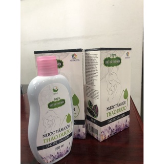 Nước tắm thảo dược mẹ sau sinh