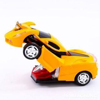 Siêu xe Robot biến hình tự động