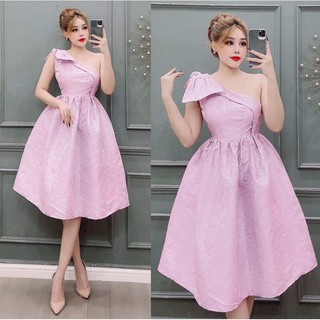 Đầm gấm thiết kế sang trọng