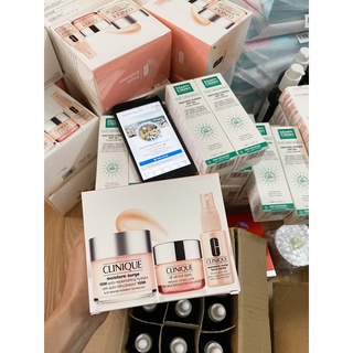 Kem dưỡng ẩm clinique moisture surge 100h set