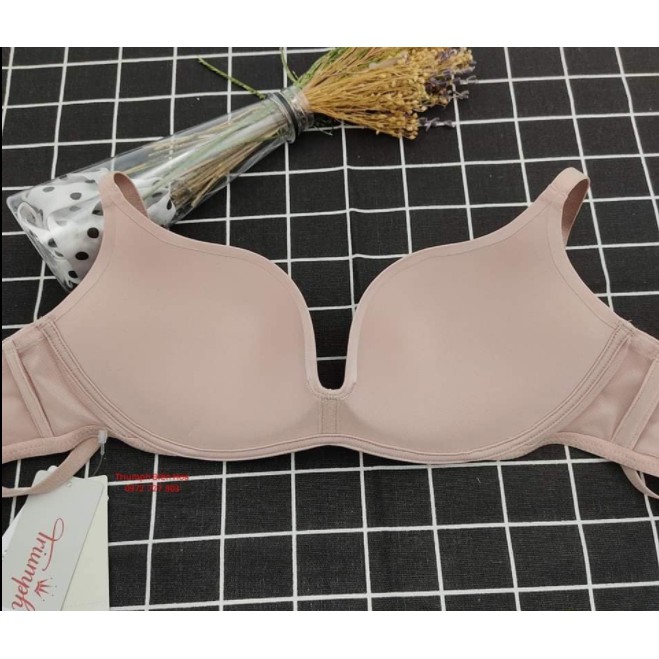 COMBO 02 Áo lót trơn giá rẻ hơn: Triumph Maximizer 819 HU - Hàng chính hãng 100%