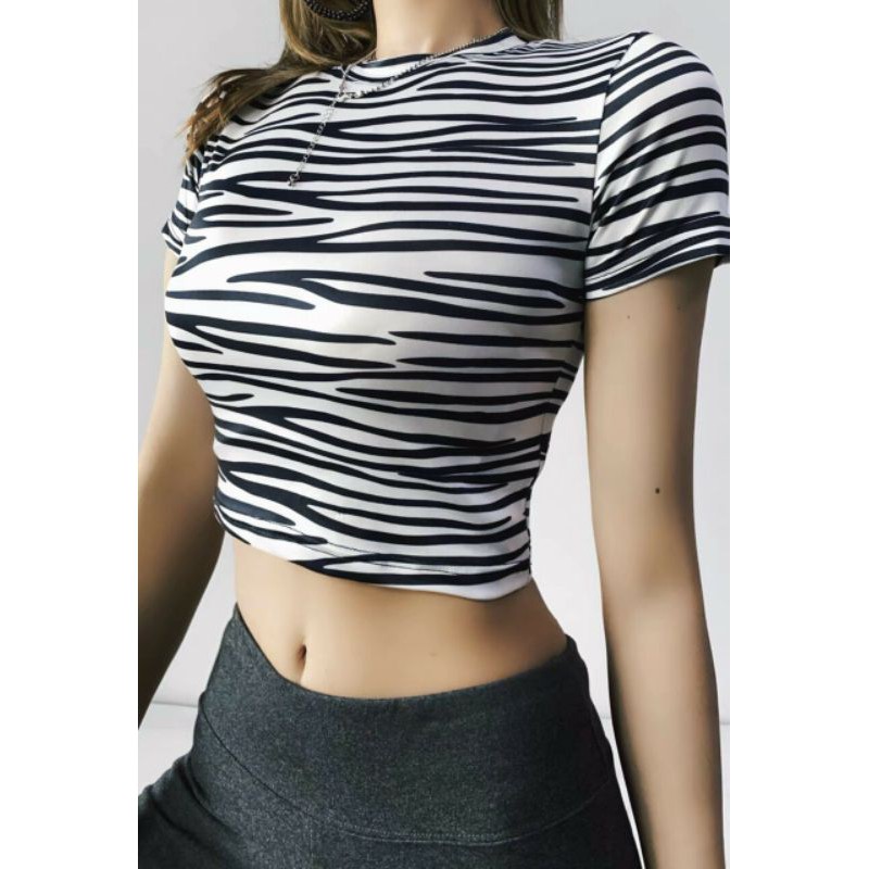 Áo croptop form ôm in họa tiết ngựa vằng