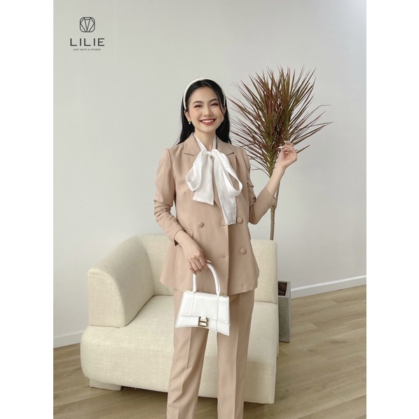 Set blazer 4 cúc bọc nâu tây và quần âu nâu tây