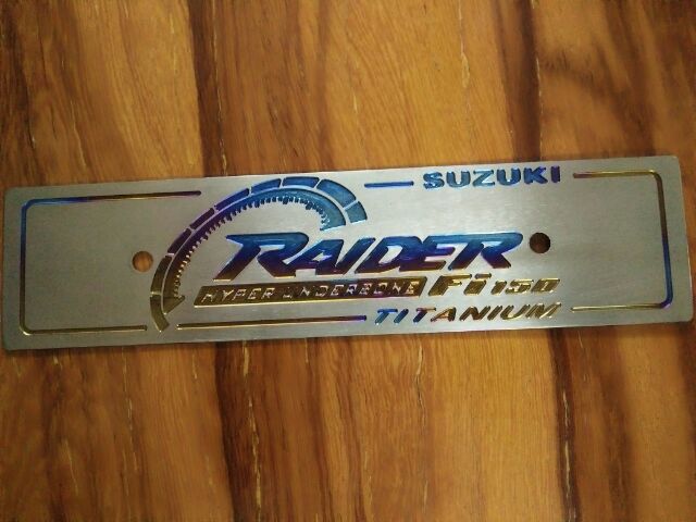 Bộ tem nhôm Titannium mặt nạ Raider 150