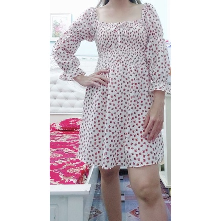 Thanh lý đầm hoa new đẹp dễ thương.