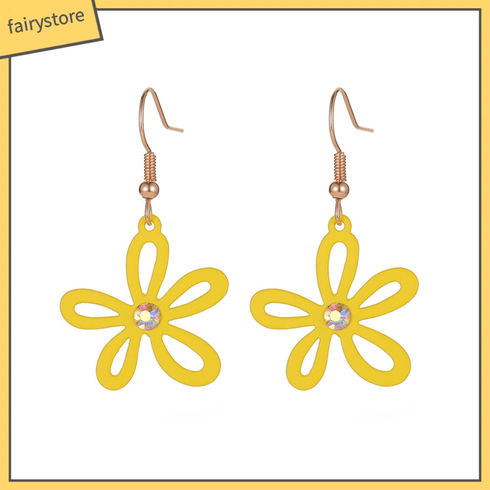 Hoa tai dáng dài mặt hình bông hoa thiết kế không đối xứng cho nữ