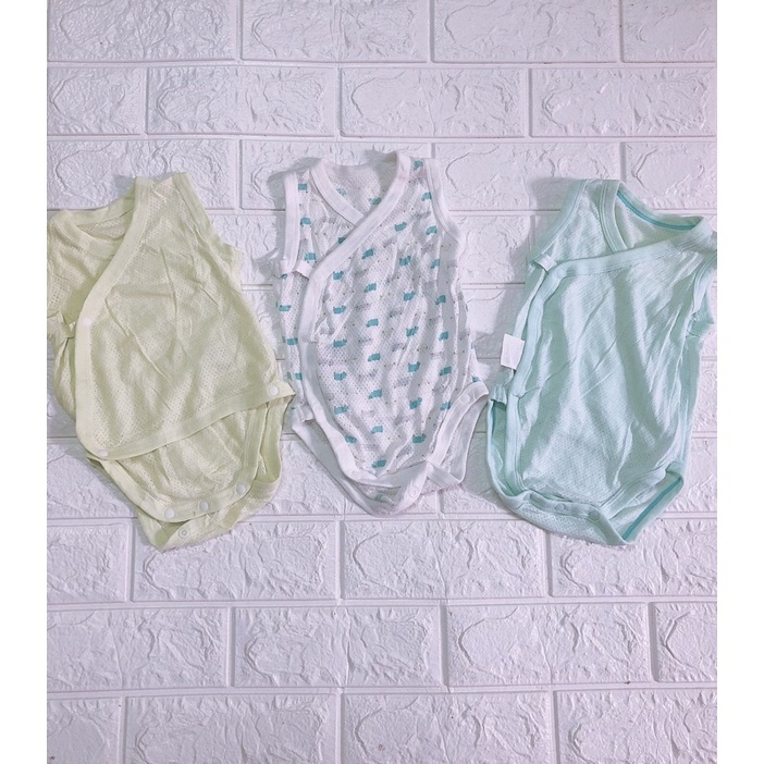 Bộ liền thân body uniqlo thông hơi cho bé trai bé gái