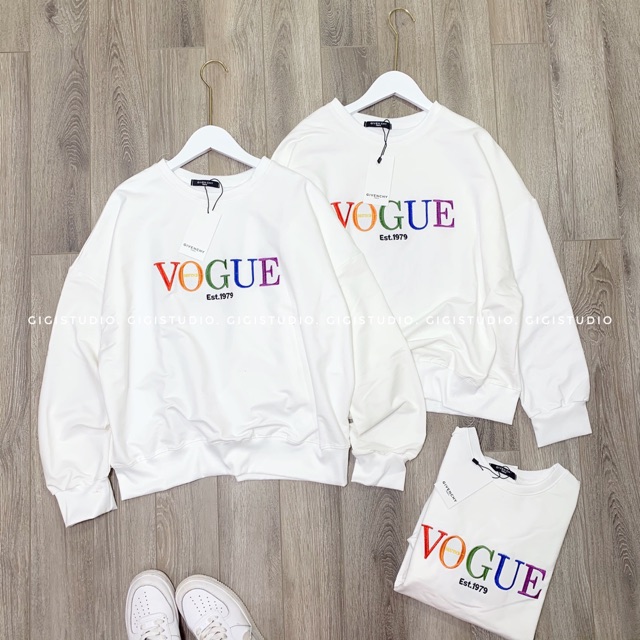 [Ảnh thật] Áo nỉ Vogue (trắng, be) - họa tiết thêu | BigBuy360 - bigbuy360.vn