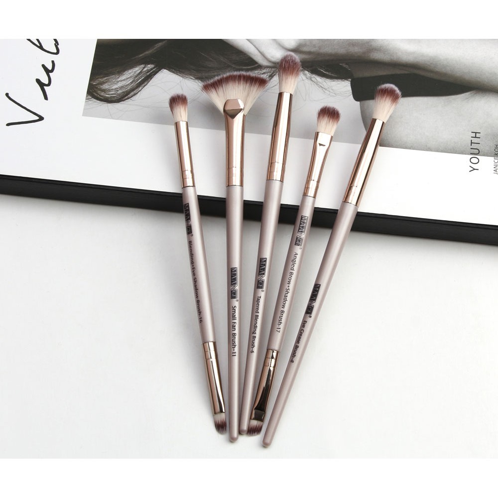 Set 5 cọ trang điểm MAGEFY chuyên dụng cao cấp 27g