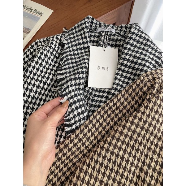 Áo vest dạ sweet ziczac 1 lớp tua rách