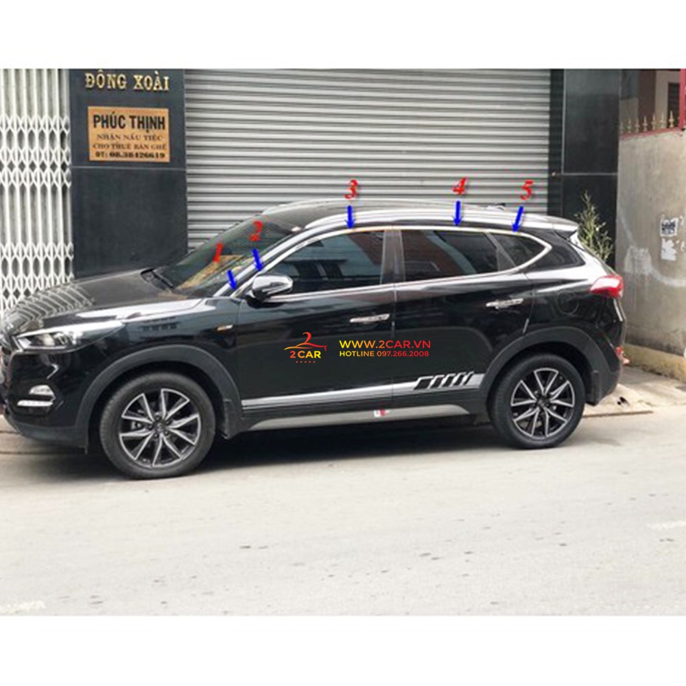 Nẹp viền chân cong xe Hyundai Tucson 2019