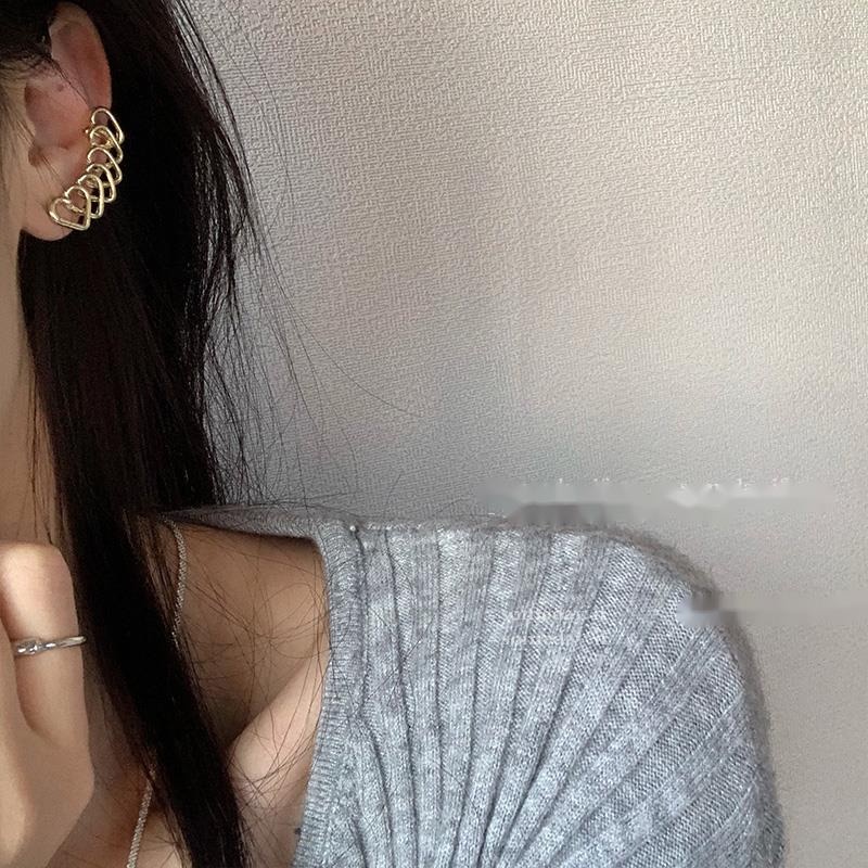 Khuyên Kẹp Vành Tai Hình Trái Tim Rỗng Cá Tính Cá Tính Cao Cấp