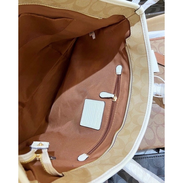 Túi COAC*H CITY size 31 - 45 x 27 cm vừa A4 , laptop