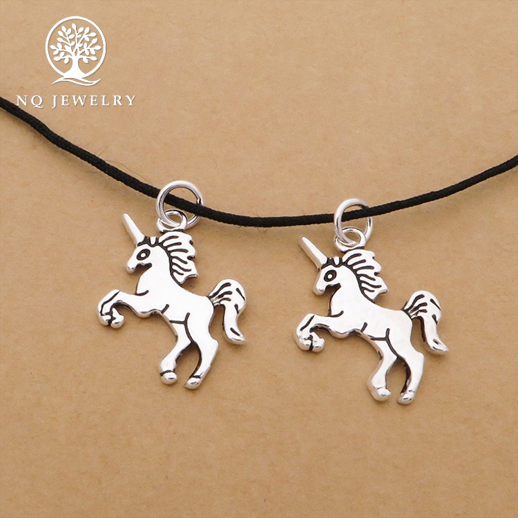 [Mã FARSST20K giảm 10K đơn 20K] Charm bạc hình ngựa kỳ lân treo - NQ Jewelry