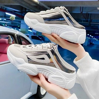 Giày sục thể thao