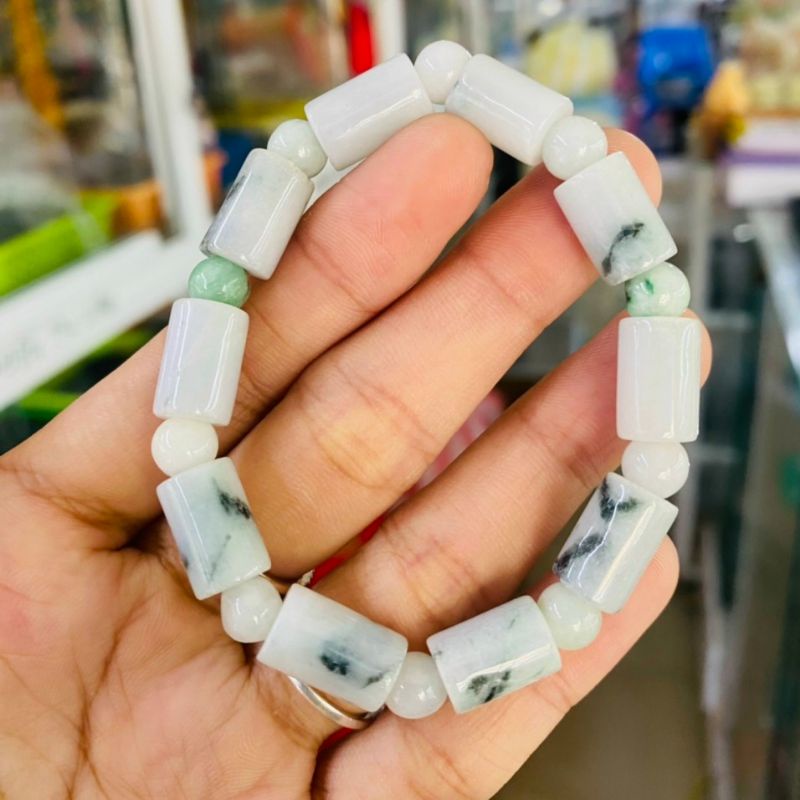 Vòng Tay Lu Thống Ngọc Màu Trắng Đốm Xanh Size 10 Ly