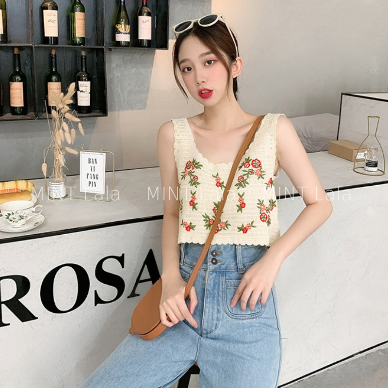 Áo Hai Dây Thêu Hoa Croptop Phong Cách Boho Xinh Xắn