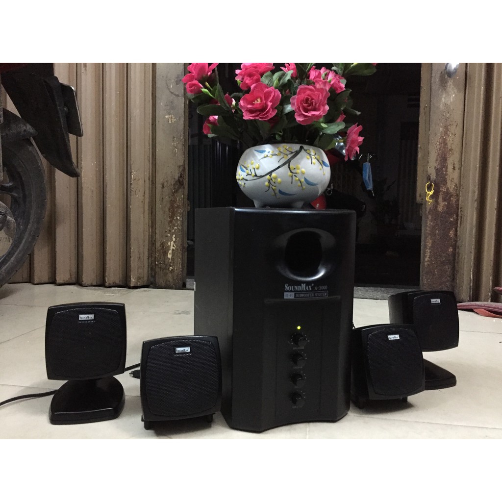 Bộ loa 4.1 của Soundmax ( Tặng Dây AV 3.5 gắn điện thoại )