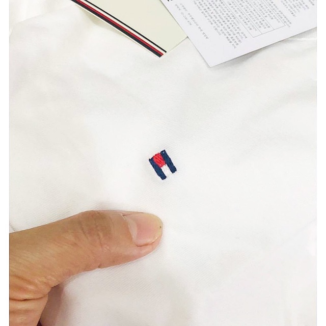 Áo thun thêu logo siêu xinh