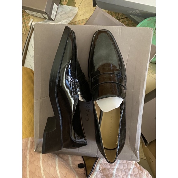 Giày dép thanh lý có sẵn