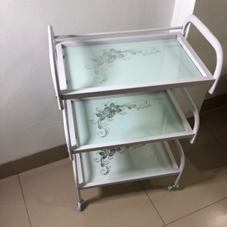 Kệ kính 3 tầng có bánh xe cho Spa