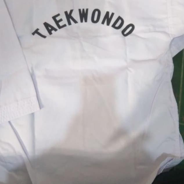 Bộ Đồng Phục Tập Võ Taekwondo Cổ Đứng Màu Đỏ Đen Cho Người Lớn Mới Bắt Đầu