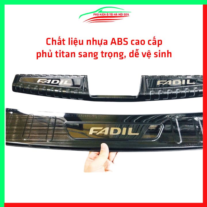 Ốp chống trầy cốp Vinfast Fadil vân titan