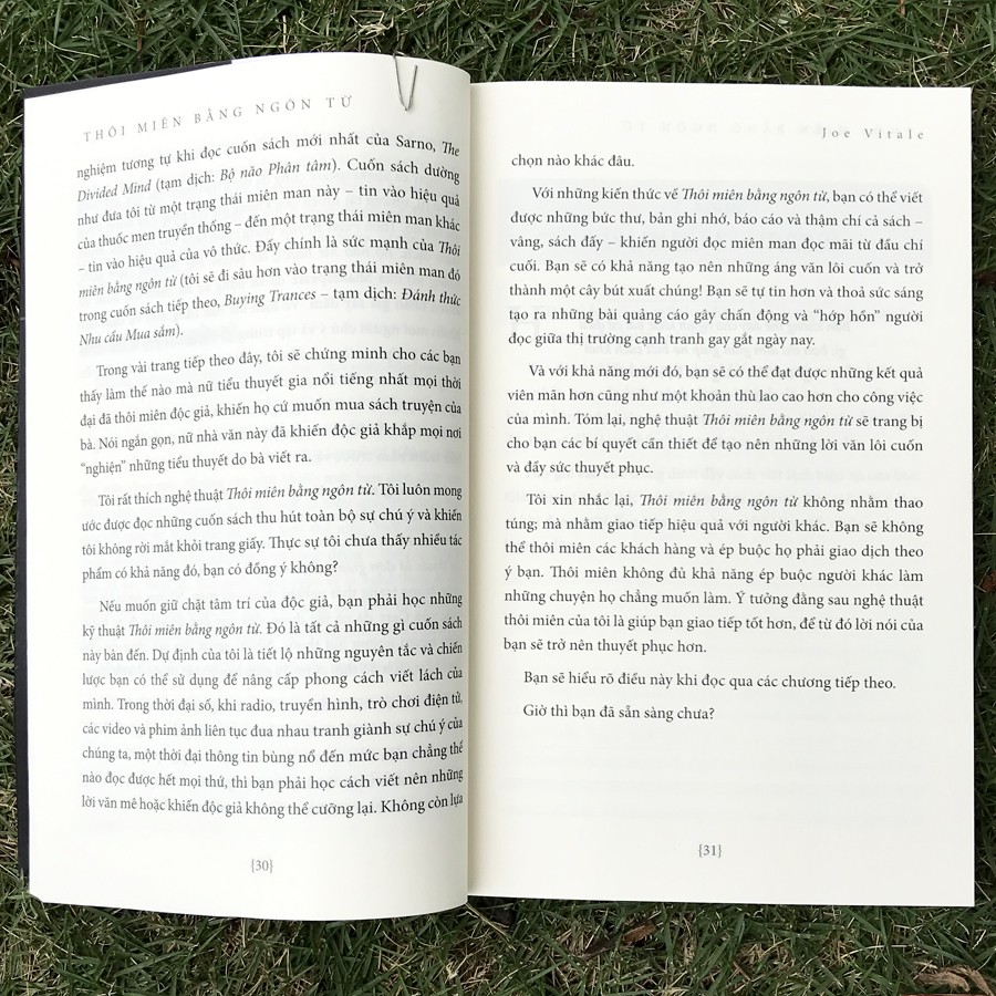 Sách - Thôi miên bằng ngôn từ (Bìa đen) | BigBuy360 - bigbuy360.vn